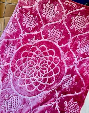 تصویر 2 از خرید پتو دو نفره مارک زنبق تنوع طرح و رنگ